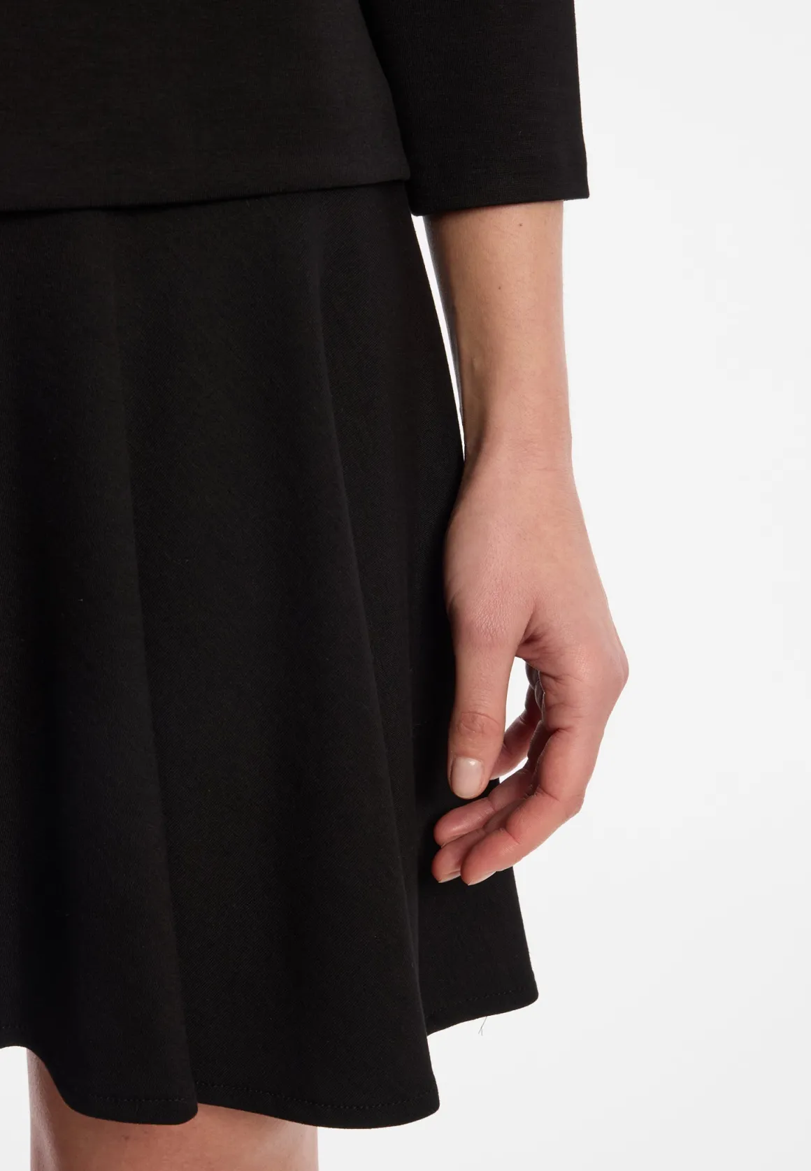 Ausgestelltes Kleid Engoly