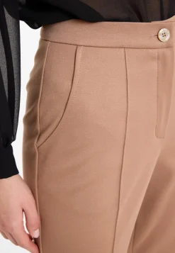 Biesenhose Ajasa