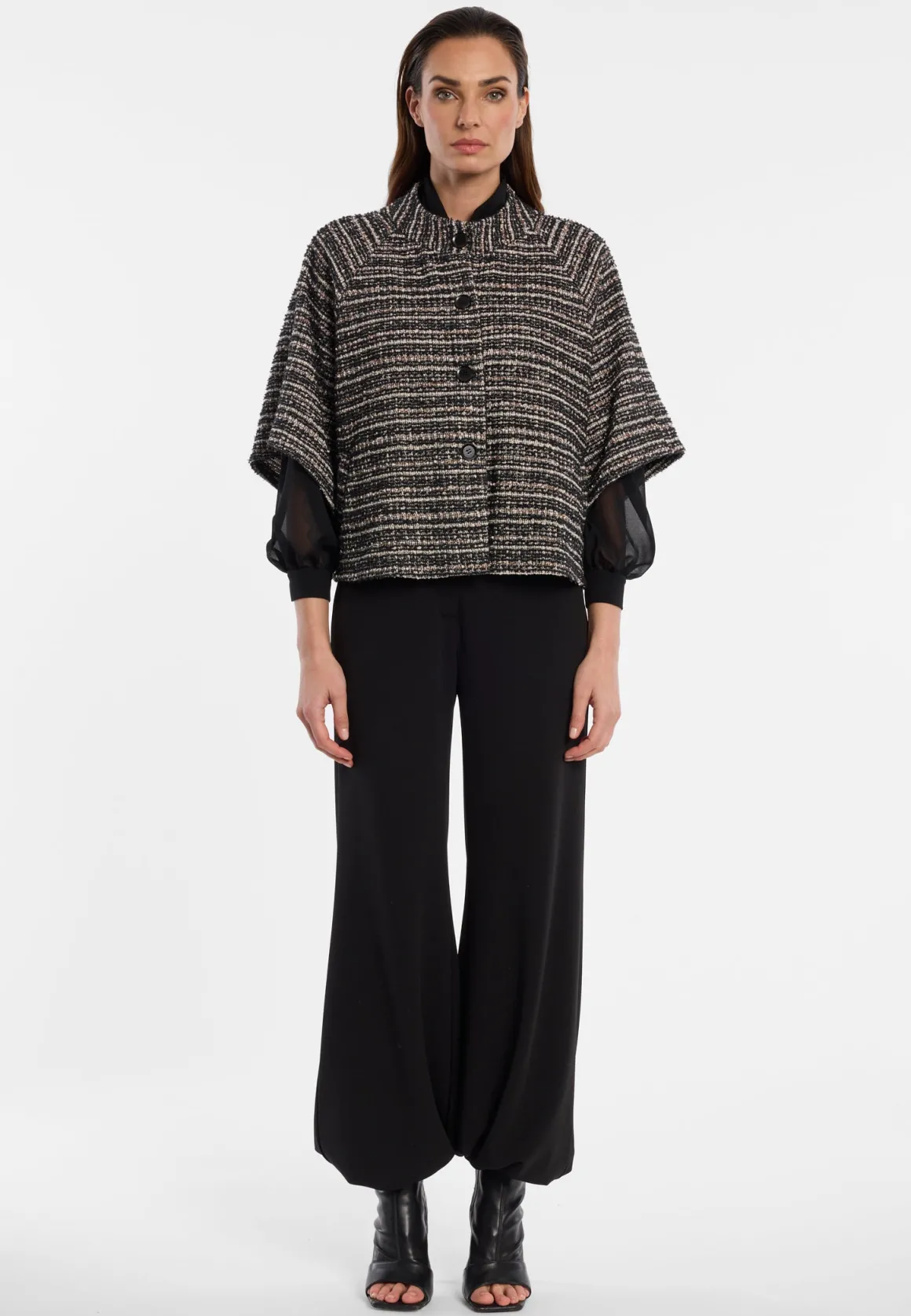 Bouclé-Capejacke Enalia