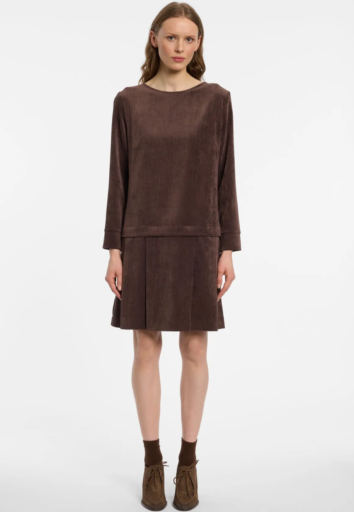 Cord-Kleid mit Faltenrock Enlivea