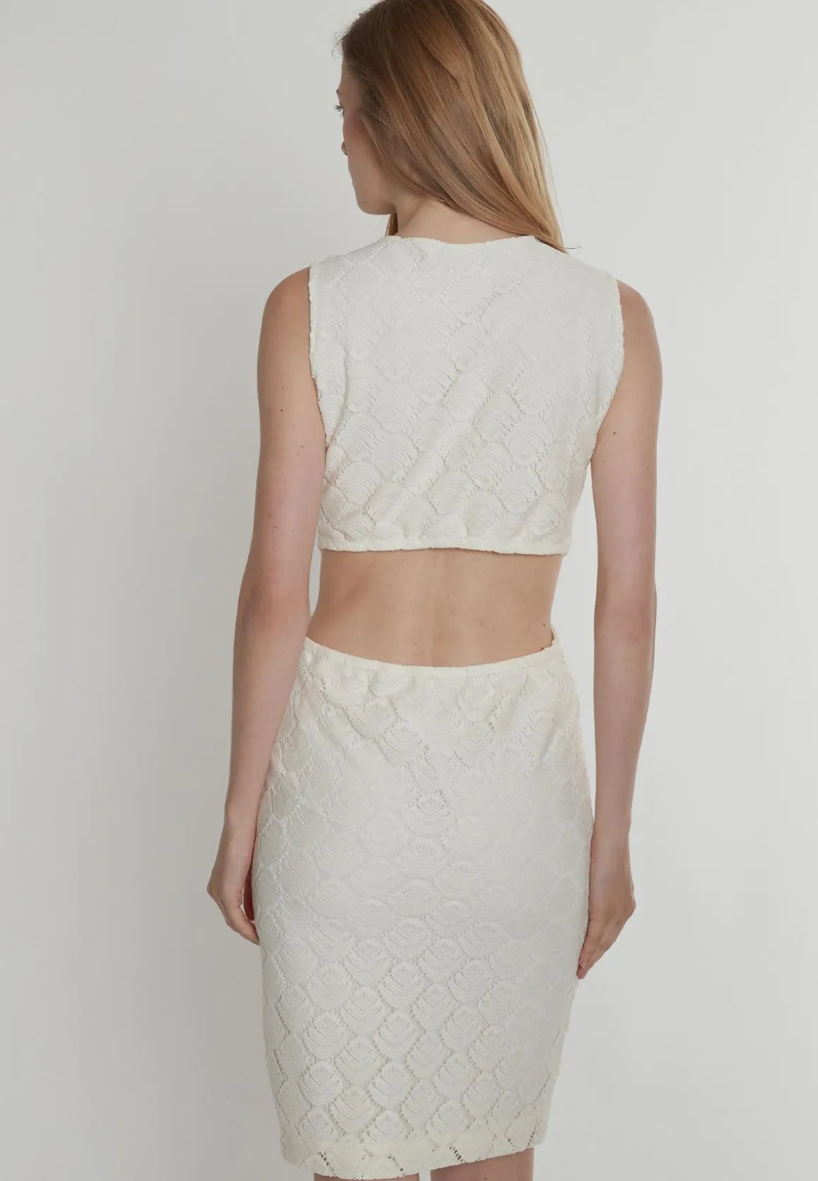 Cut Out Kleid Pagina