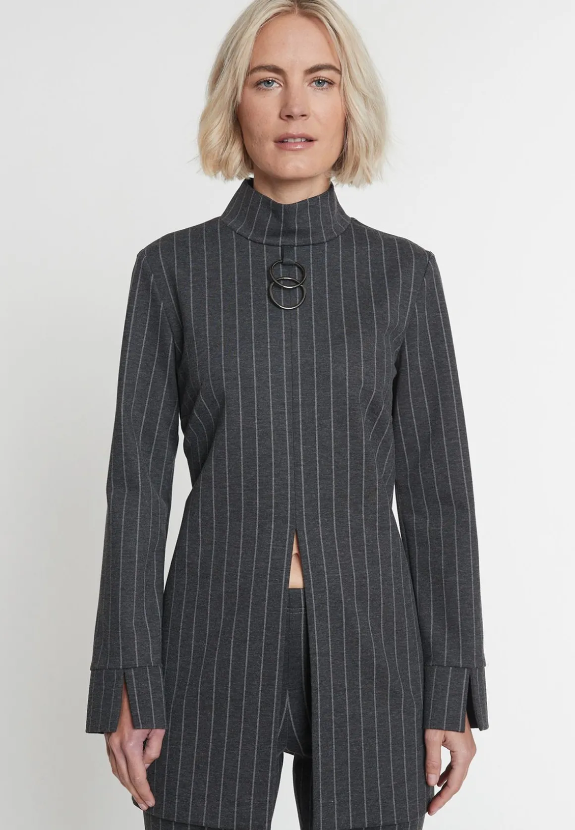 Cut Out Top Mesyne