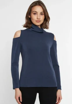 Cut-Out Top Senina