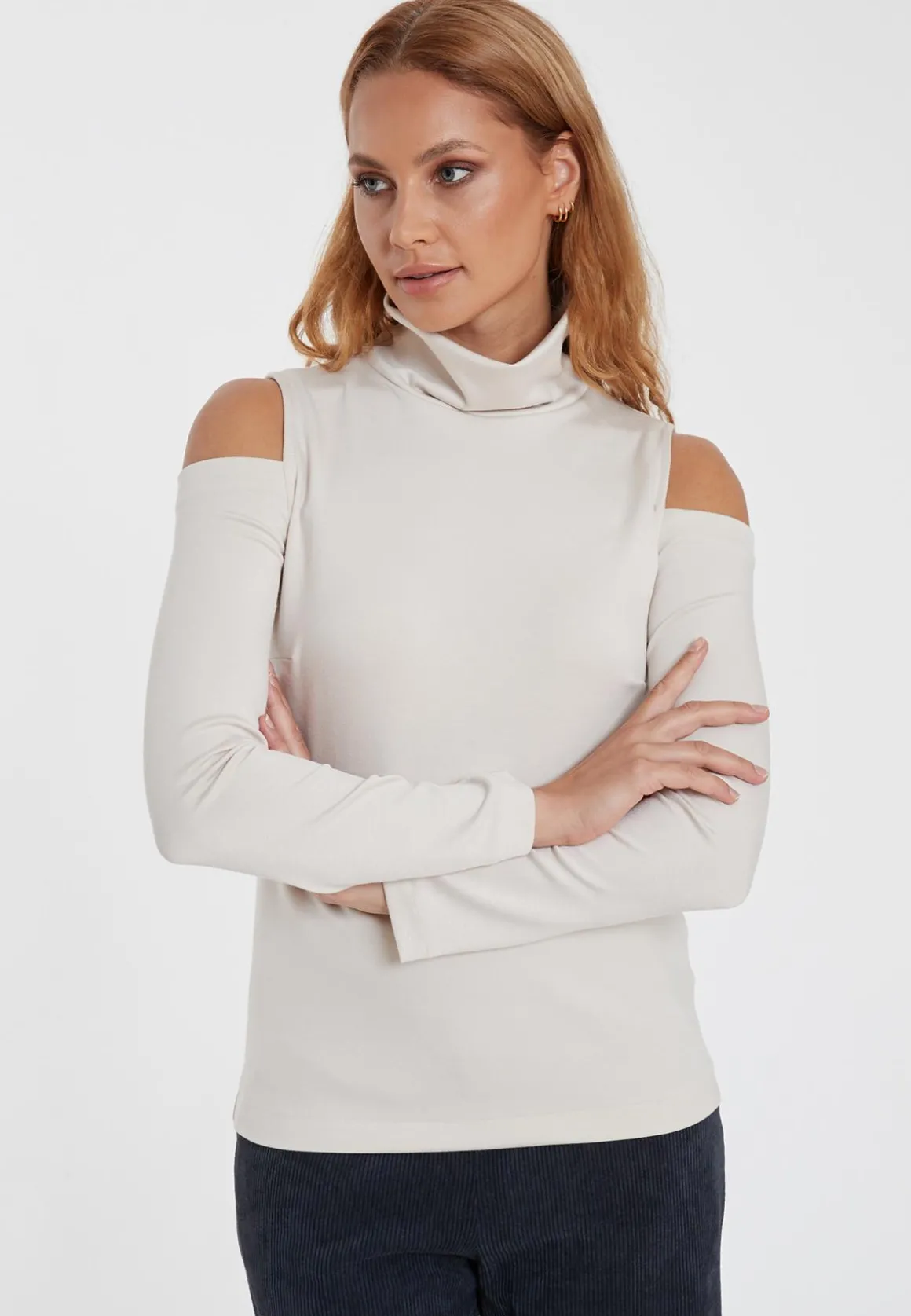 Cut-Out Top Sensy