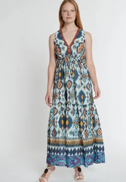 Ethnokleid Kaine
