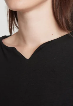Klassisches Kleid Mehea