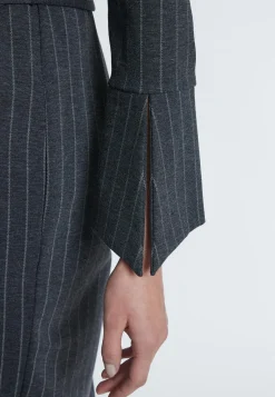 Klassisches Kleid Mesaly