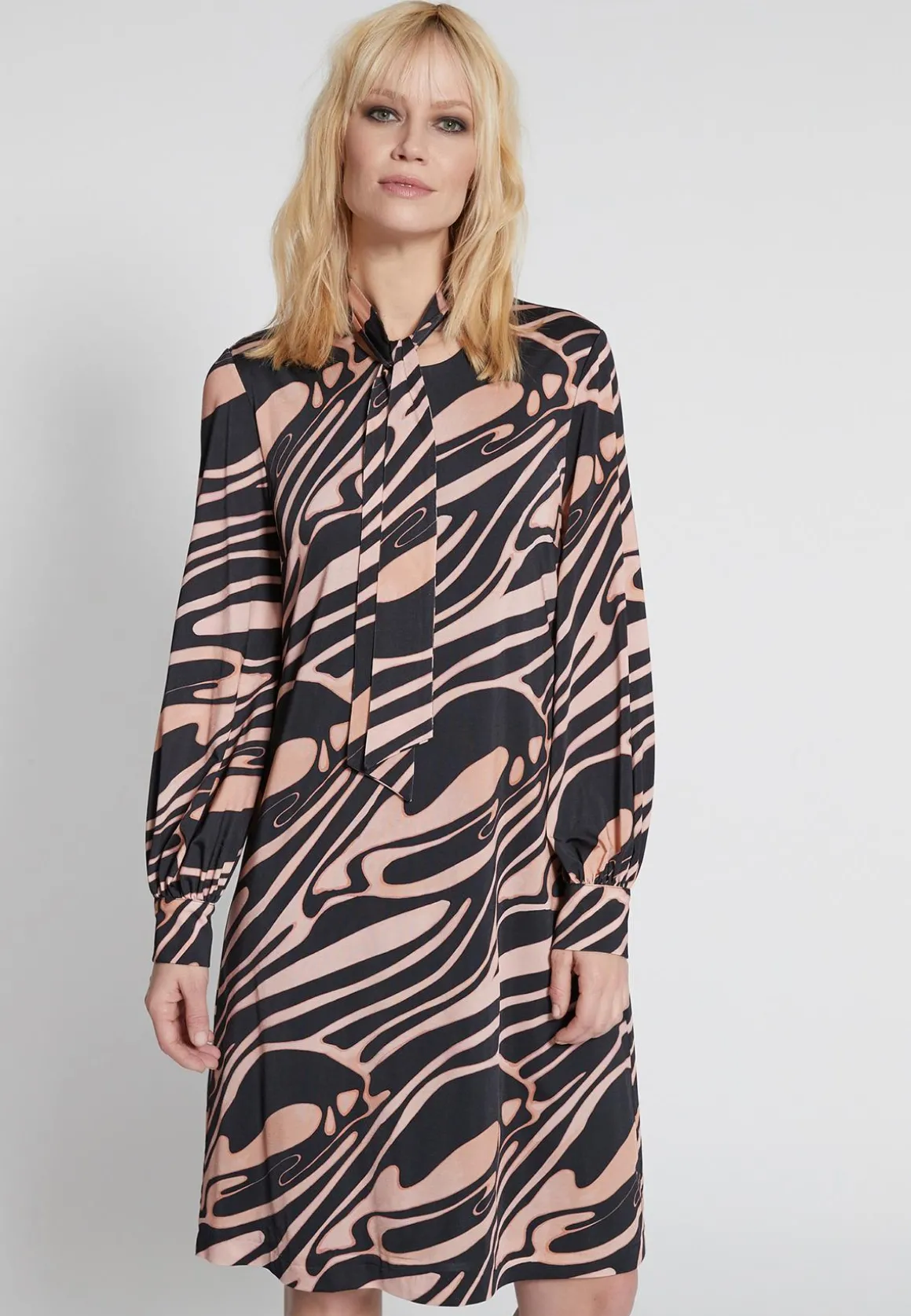 Krawattenkleid Hidana