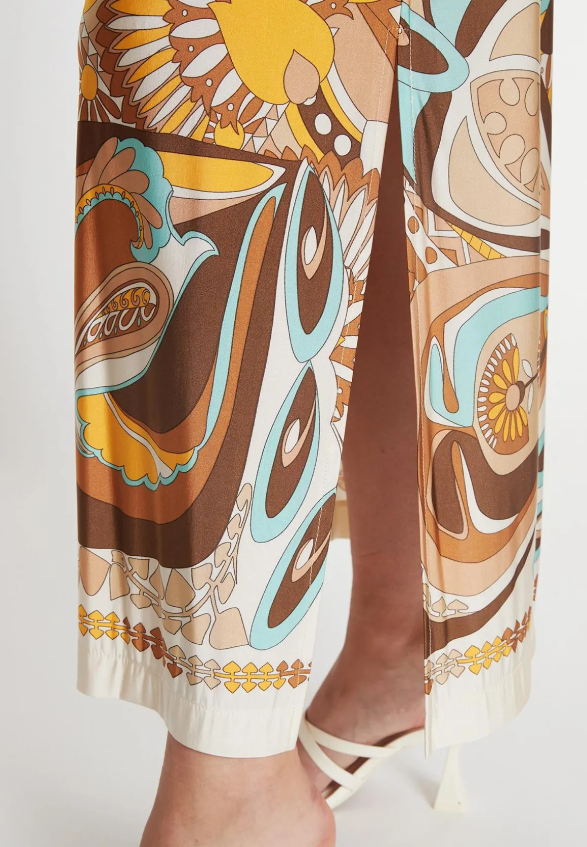 Neckholderkleid Pikane