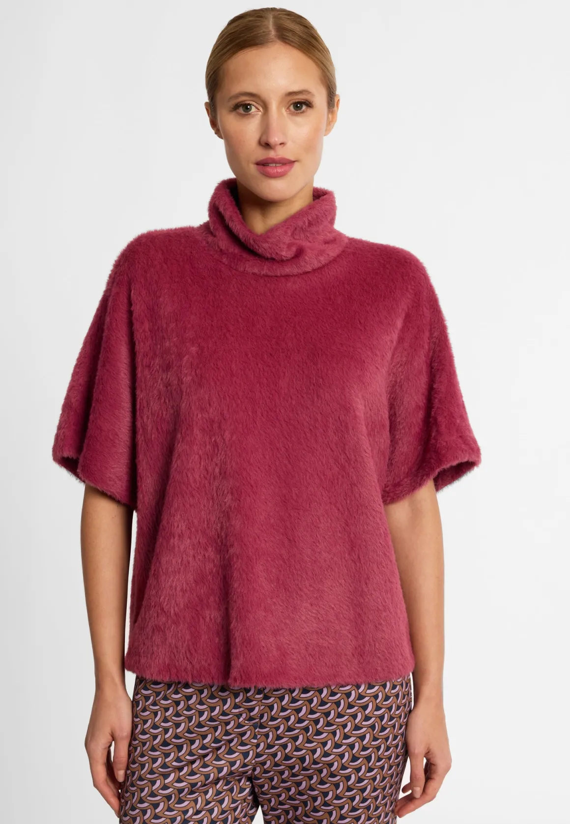Plüsch-Kurzarm-Pullover Enirea