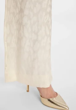 Satinhose Dogla