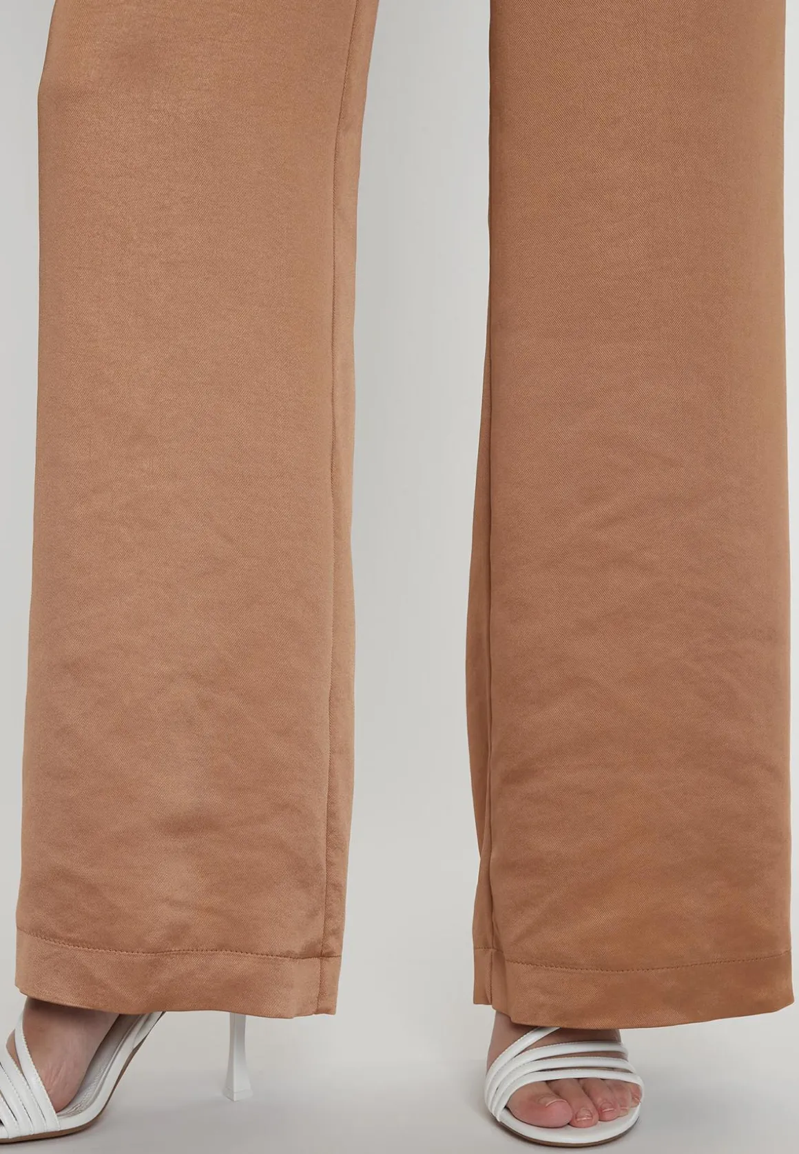 Satinhose Pahisea