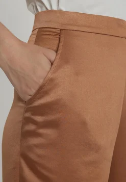 Satinhose Pahisea