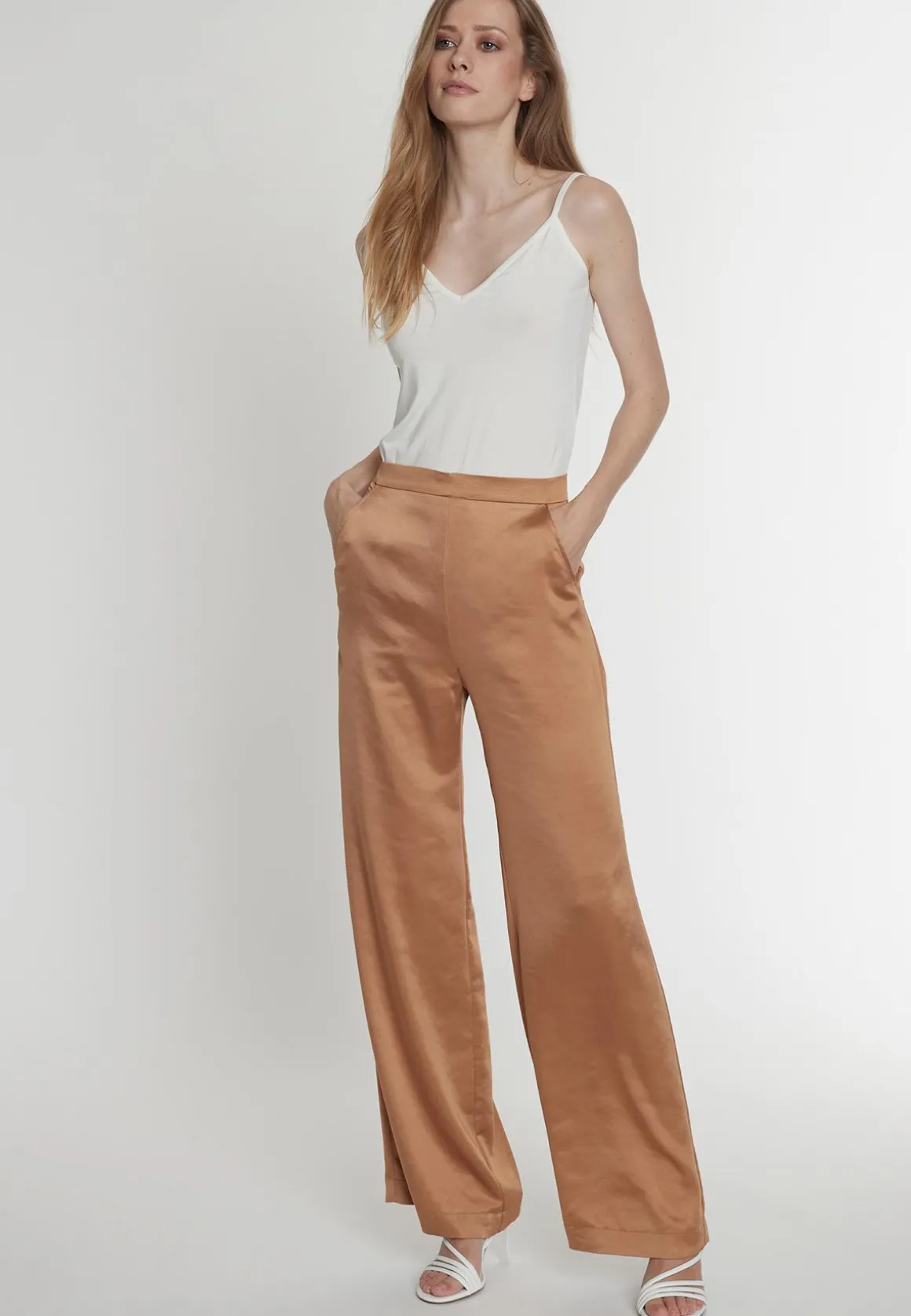 Satinhose Pahisea