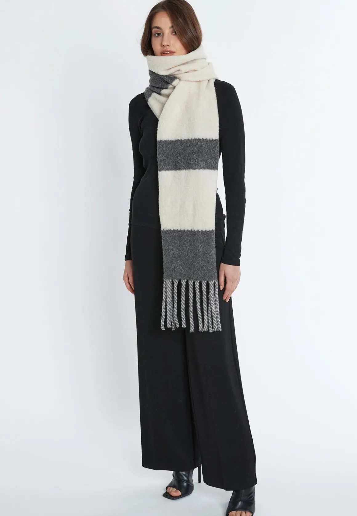 Strickschal Sabea