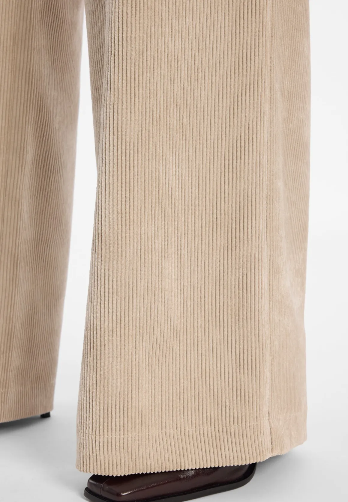 Weite Cord-Hose Enliri